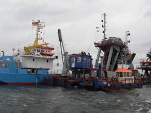 Foto: Eimerkettenbagger Foto: Eimerkettenbagger